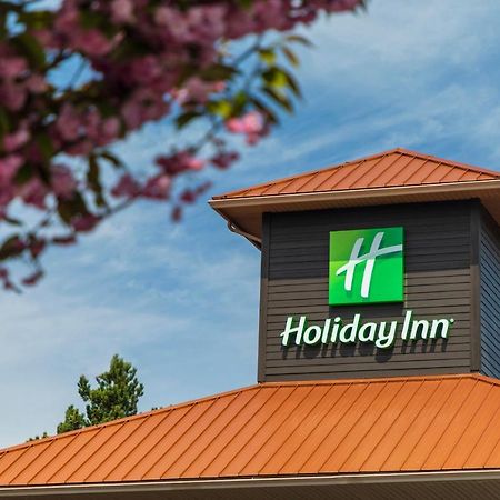 Holiday Inn Victoria - Elk Lake By Ihg Saanich Ngoại thất bức ảnh