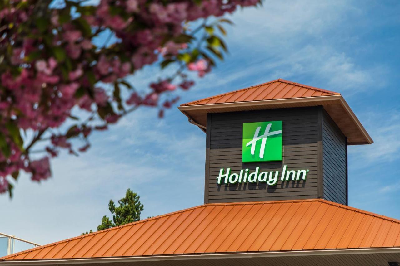 Holiday Inn Victoria - Elk Lake By Ihg Saanich Ngoại thất bức ảnh